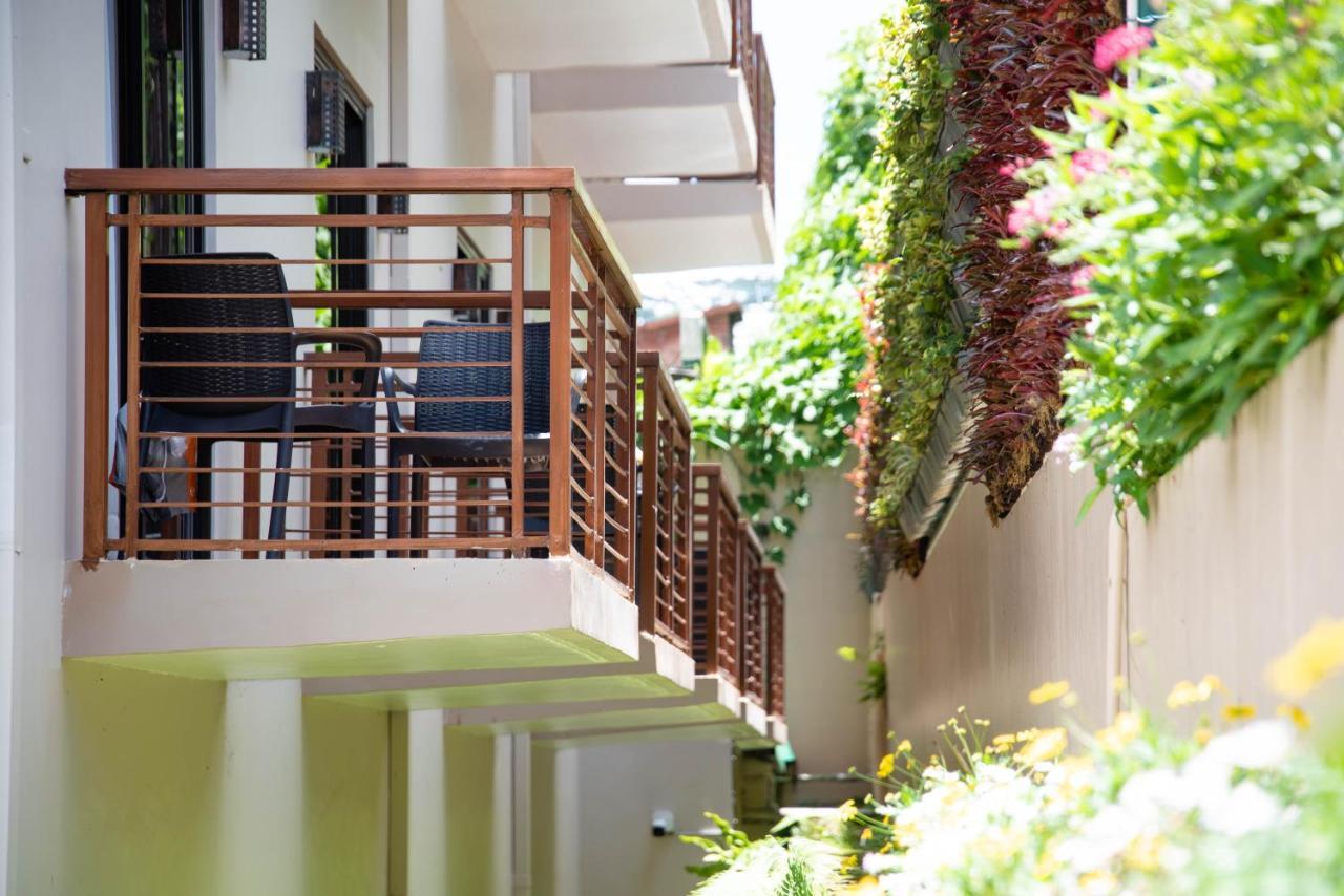 Giraffe Boutique Hotel Багио Экстерьер фото