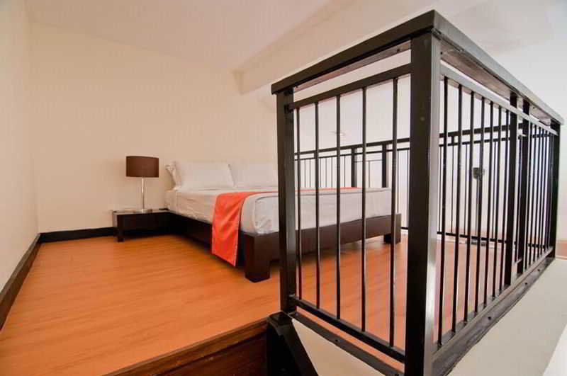 Giraffe Boutique Hotel Багио Экстерьер фото