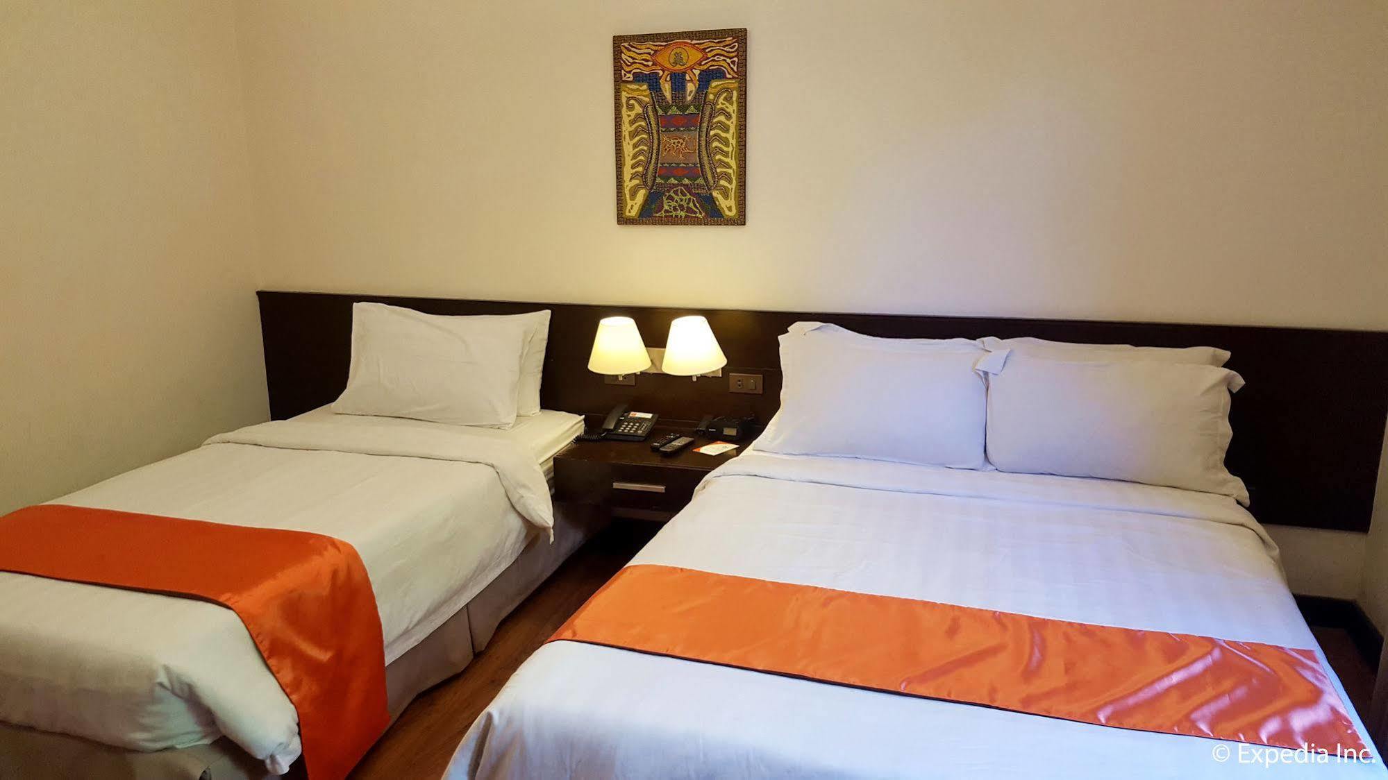 Giraffe Boutique Hotel Багио Экстерьер фото