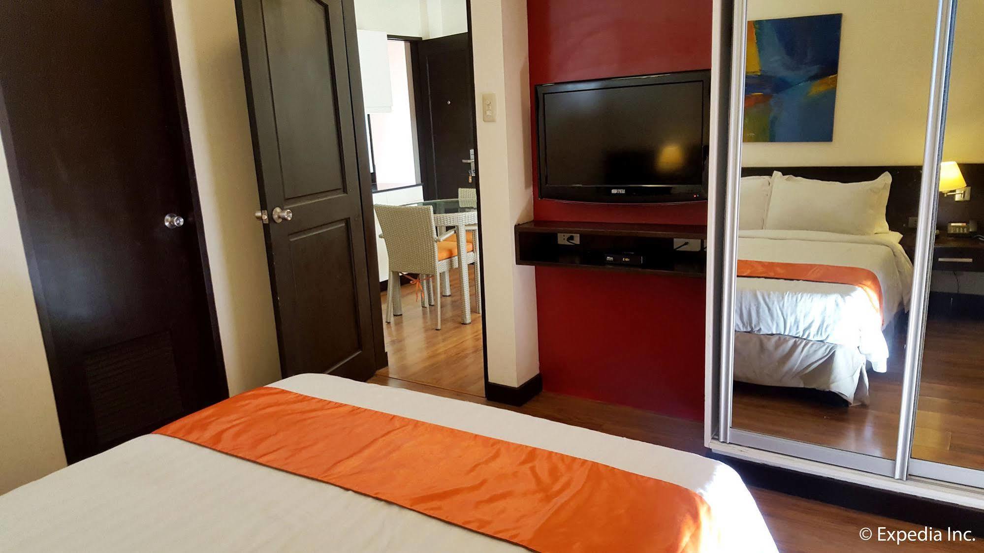 Giraffe Boutique Hotel Багио Экстерьер фото